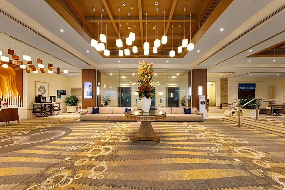Pullman Reef Hotel Casino