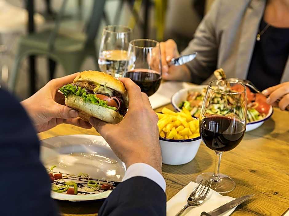 ibis Zurich Messe Airport