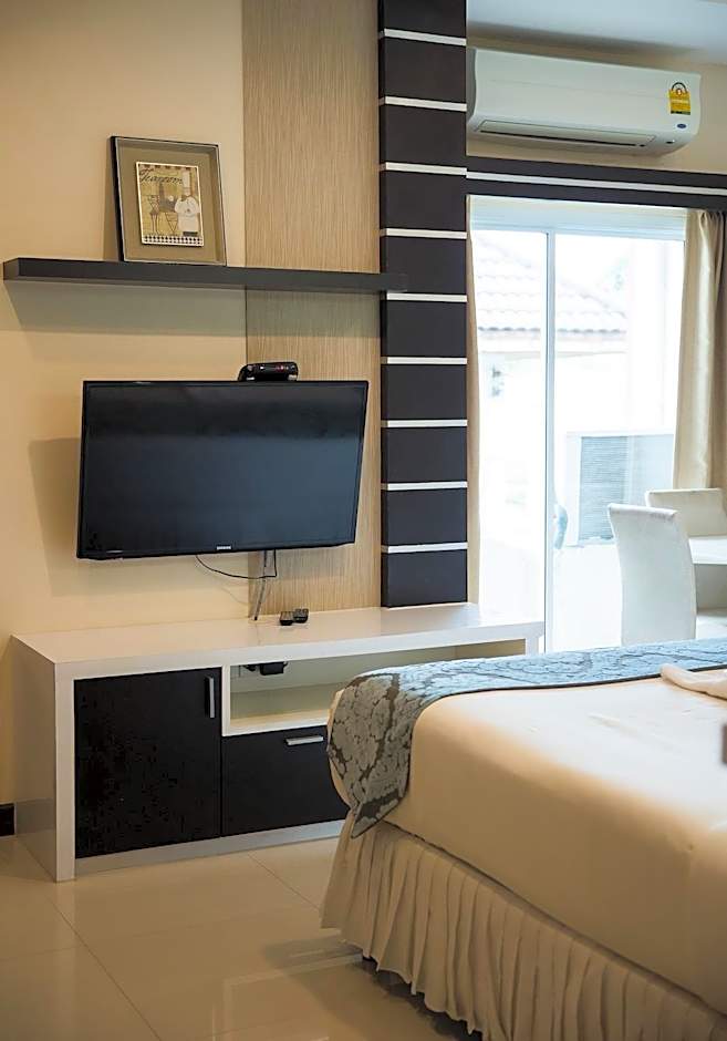Excella Hotel