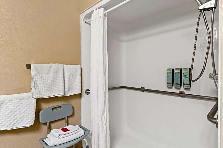 SureStay Plus by Best Western San Antonio Fiesta Inn