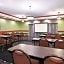 La Quinta Inn & Suites by Wyndham Dallas Hutchins