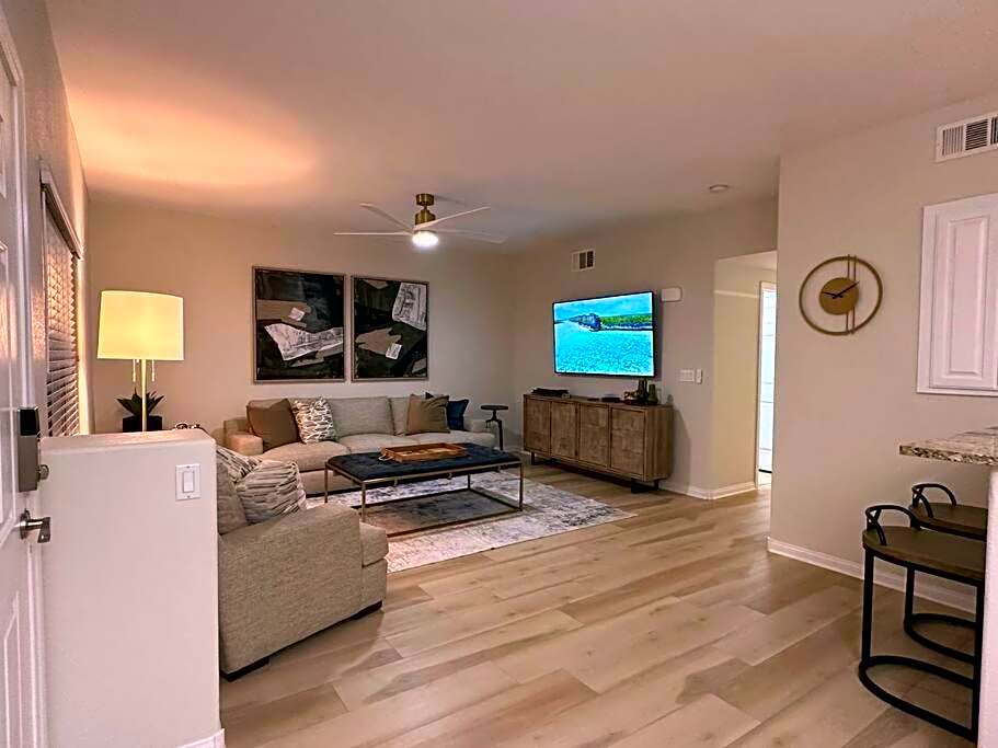 Mesquite Retreat 2 Bd Condo by Cool Properties LLC
