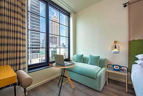 Executive King Room with City View