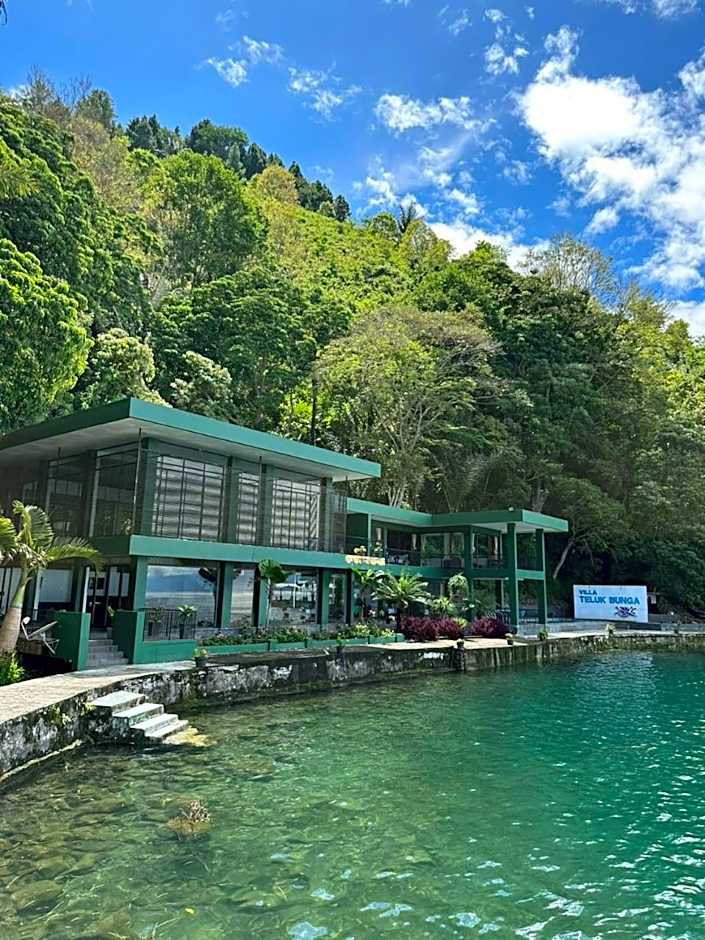 Tiara Bunga Hotel & Villa