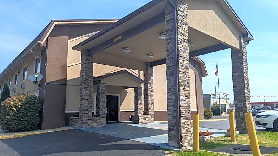 Super 8 by Wyndham Shelbyville