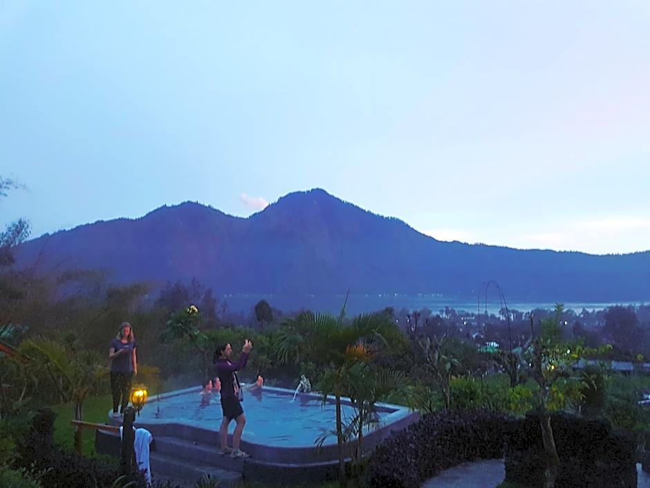 Black Lava Hostel and Lodge