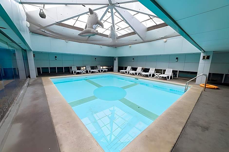 RedDoorz Plus @ Timog Avenue Quezon City