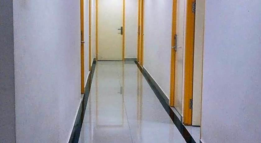 Gold Line Guest House