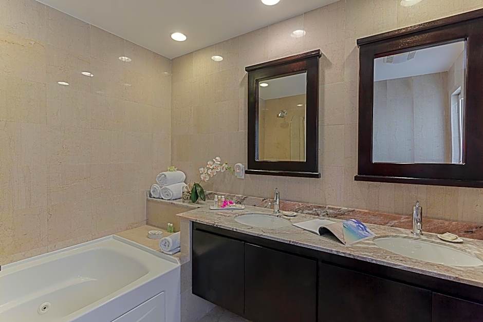 Princess Heights Luxury Condo Hotel