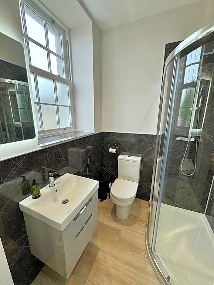 Grindal Studio Apartments - Newly Opened Luxury Accommodation