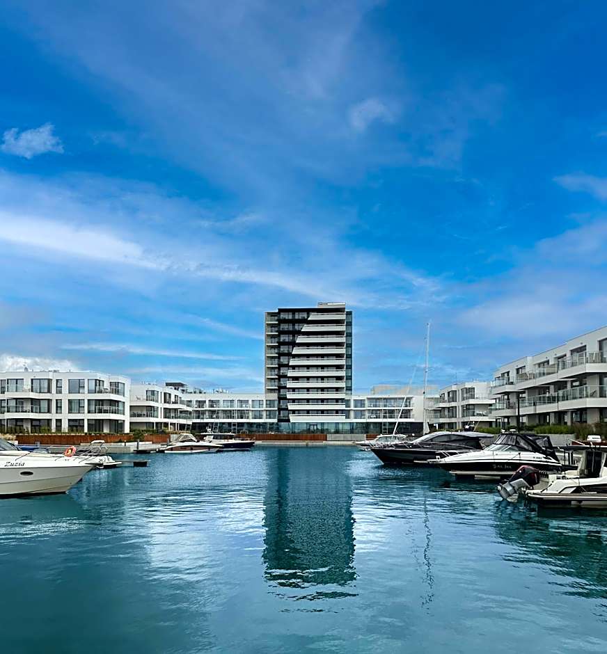 GRANO HOTEL Solmarina