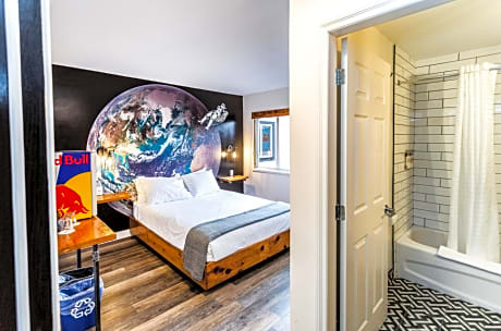 Queen Room