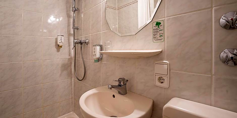 PLAZA INN Rieker Stuttgart Hauptbahnhof