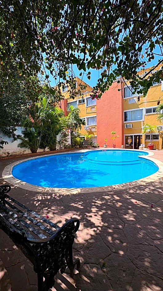 Suites Cancun Center