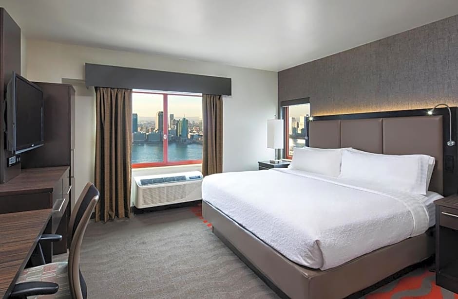 Holiday Inn Manhattan Financial District