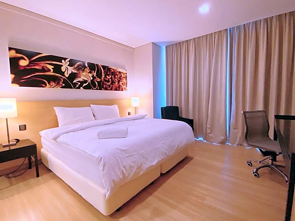 Straits Suite by C Homestay Malacca