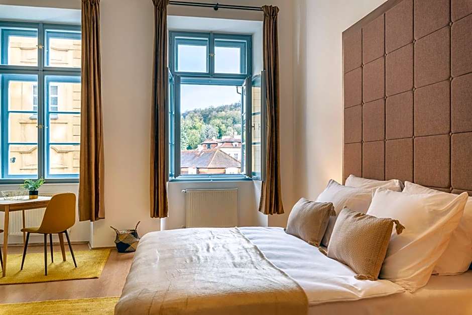 Primavera - Castle view apartments