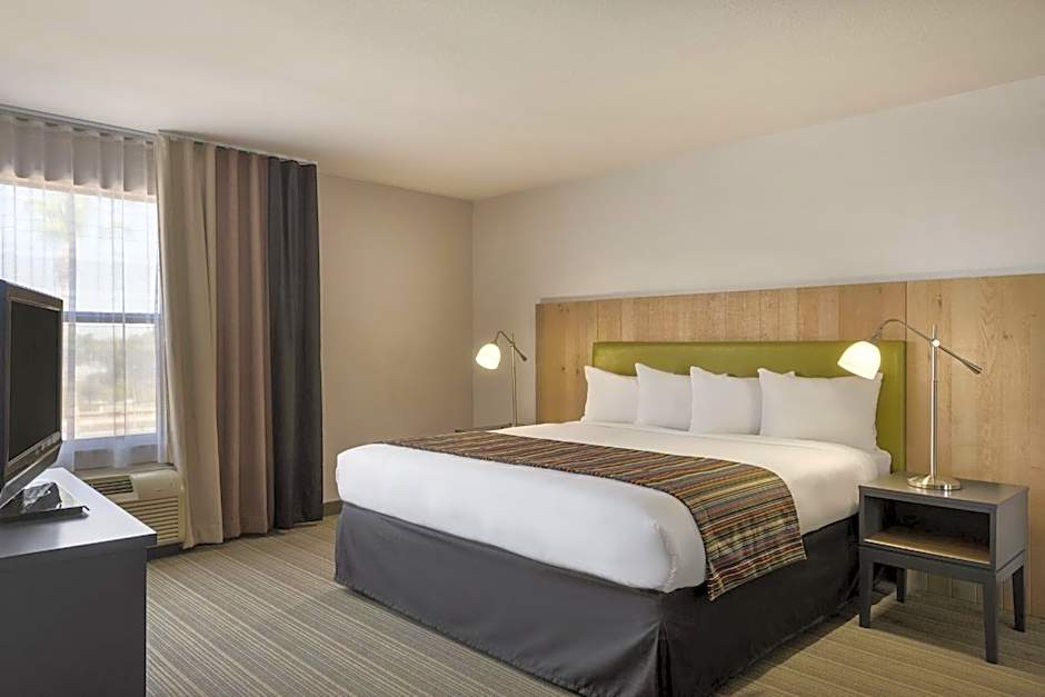 GreenTree Inn Phoenix Sky Harbor