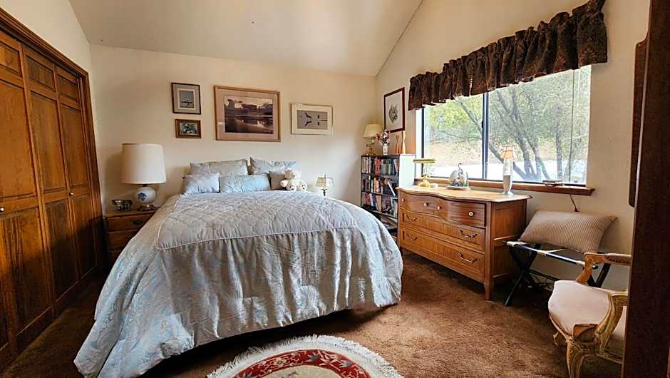 Yosemite Mountain Retreat