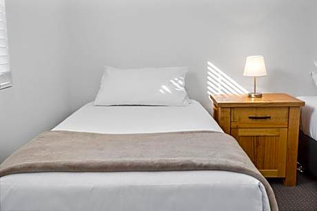 3 Bedroom 2nd Floor Ocean View Apartment (Stair Access Only)