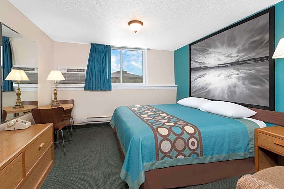 Photo 1 of 3 of Superior Studio 1 King Bed Suite