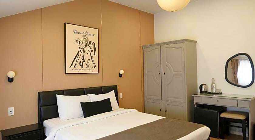 golden pearl hotel