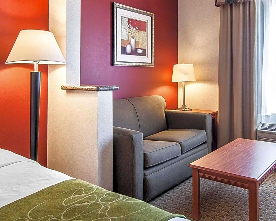 Comfort Suites Redmond Airport