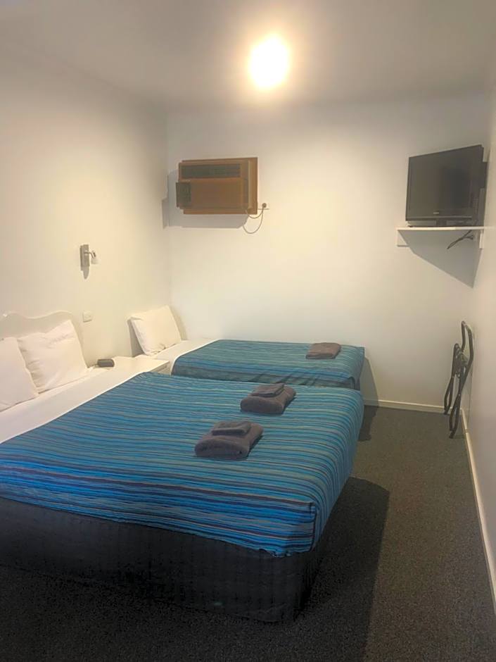 Bandicoot Motor Inn Hamilton