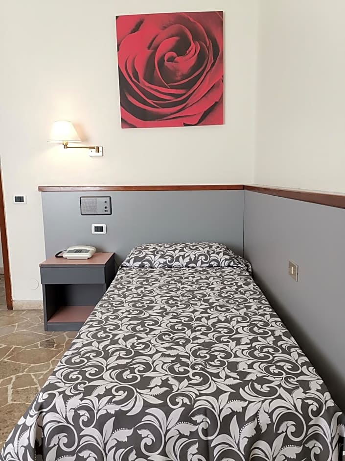 Hotel H&L – Cinisello Balsamo, DC