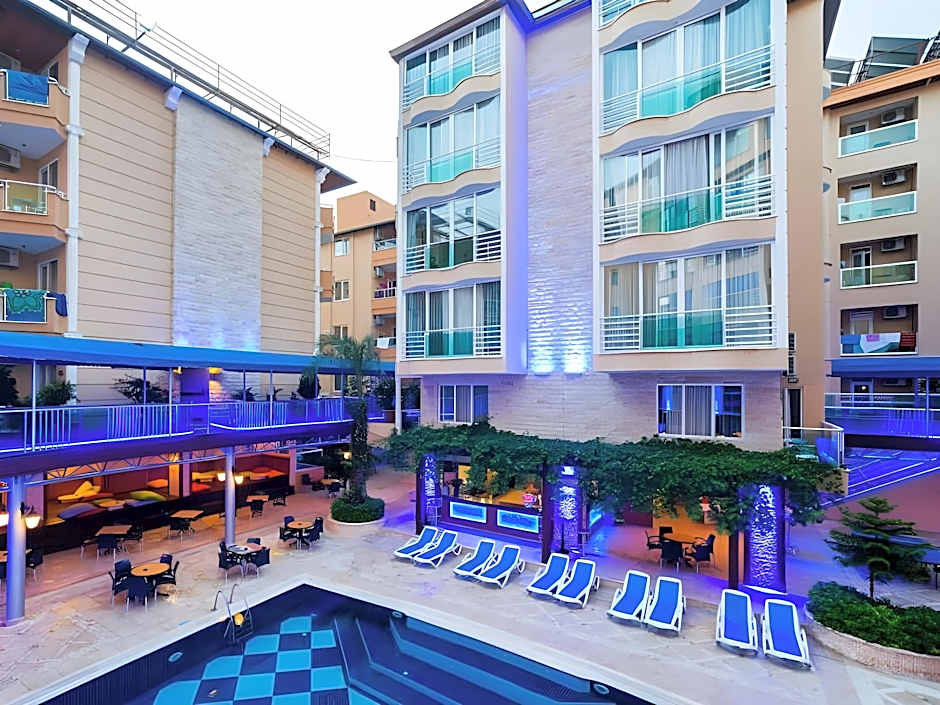 Tac Premier Hotel & Spa