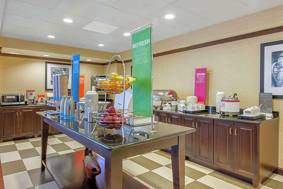 Hampton Inn By Hilton Meadville