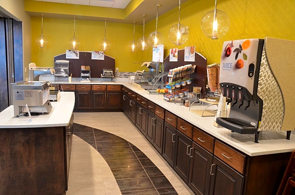 Holiday Inn Express & Suites Albany By IHG