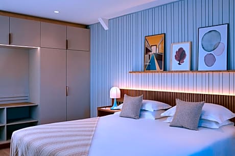 Junior Suite with Garden View