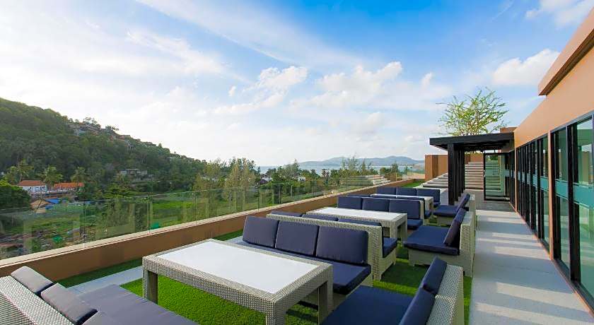 6th Avenue Surin Beach