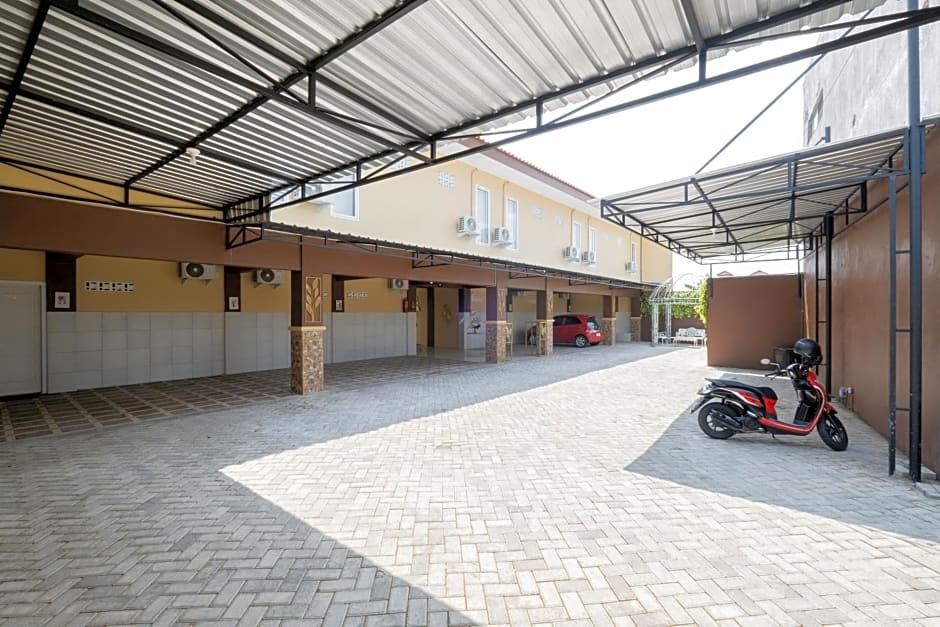 RedDoorz Syariah near RSUD Dr Iskak Tulungagung