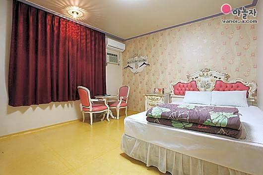 Carlsbed Motel