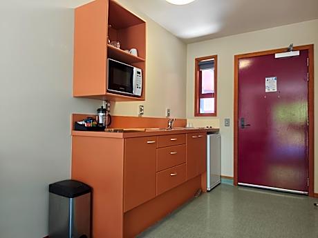 One-Bedroom Apartment with Spa Bath