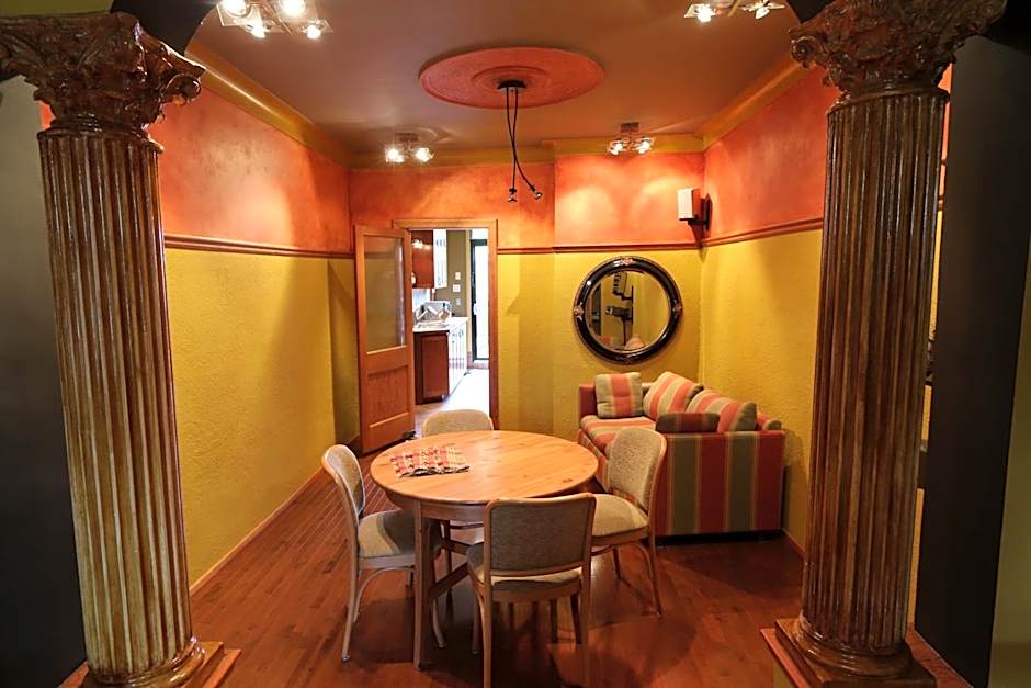 A La Carte Bed & Breakfast