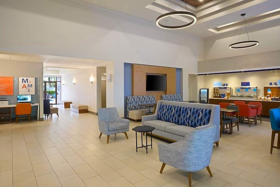 Holiday Inn Express Hotel & Suites Kendall East-Miami By IHG