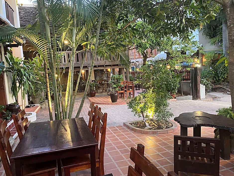 Golden Sun Boutique Hotel