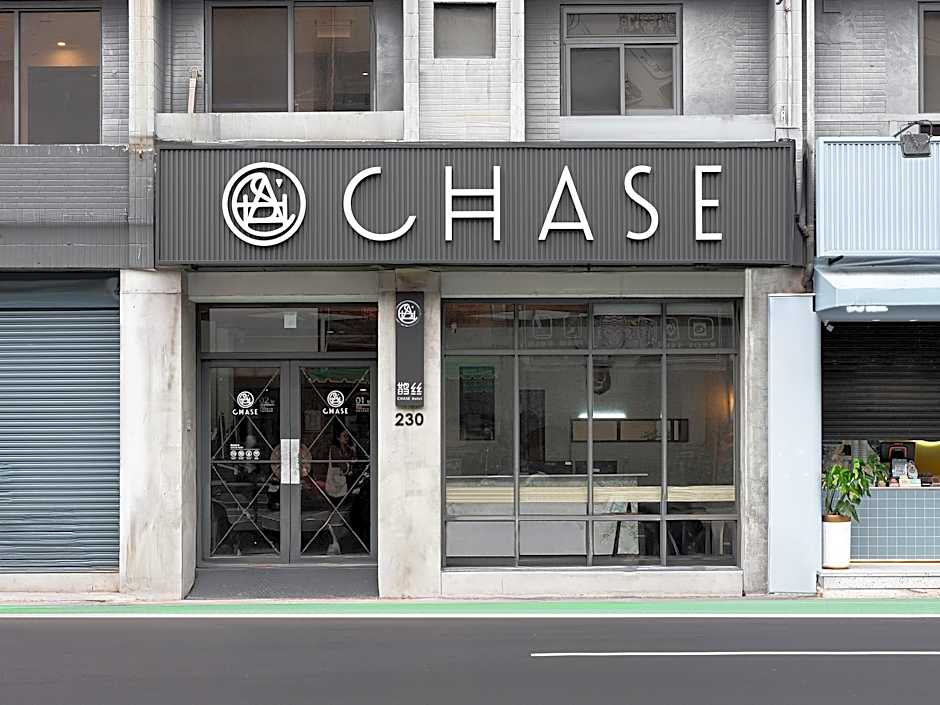 CHASE Hotel