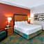 La Quinta Inn & Suites by Wyndham Jacksonville Butler Blvd