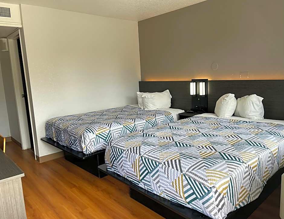 Motel 6 Cheyenne, WY