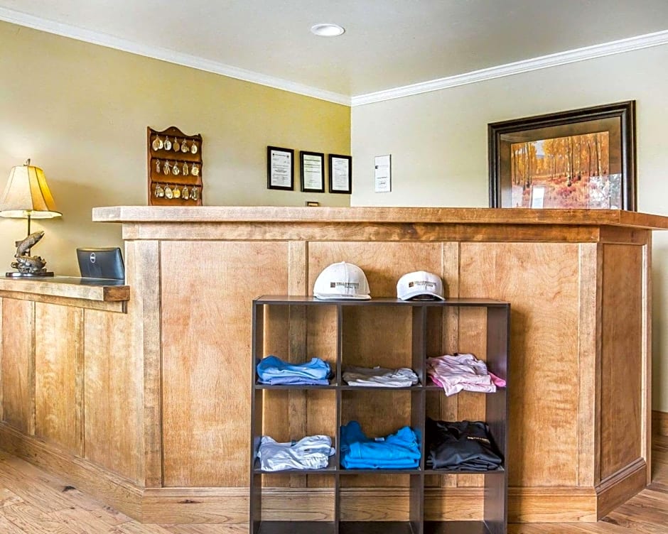 Yellowstone Valley Lodge, Ascend Hotel Collection