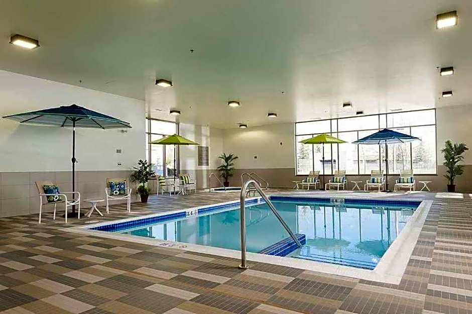 Hampton Inn and Suites Airdrie