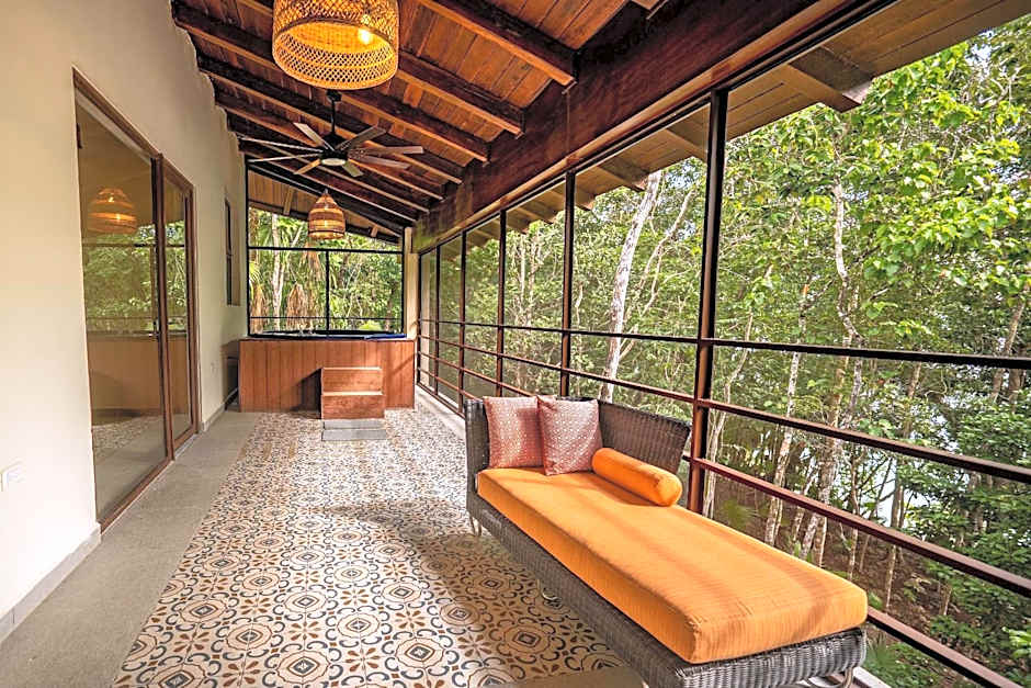 Casa Relaxo Villa en la Laguna con Muelle Privado