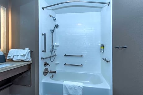 Two-Bedroom Suite with Two Bathrooms and Mobility Accessible Tub - Non-Smoking