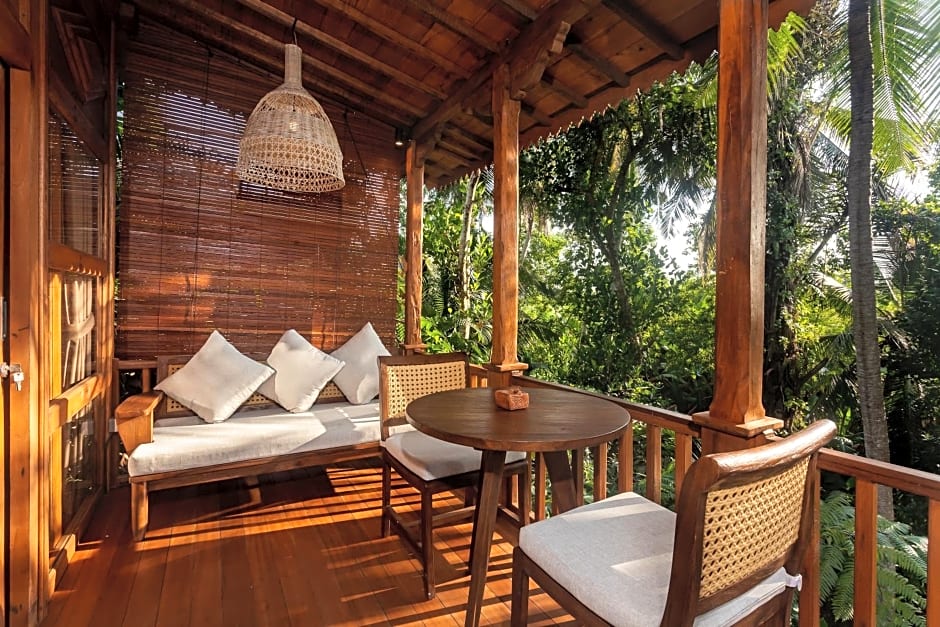 Berlima Wooden Lodge by Pramana Villas