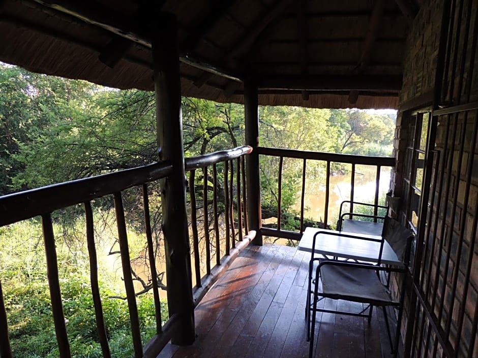 Karibu River Retreat