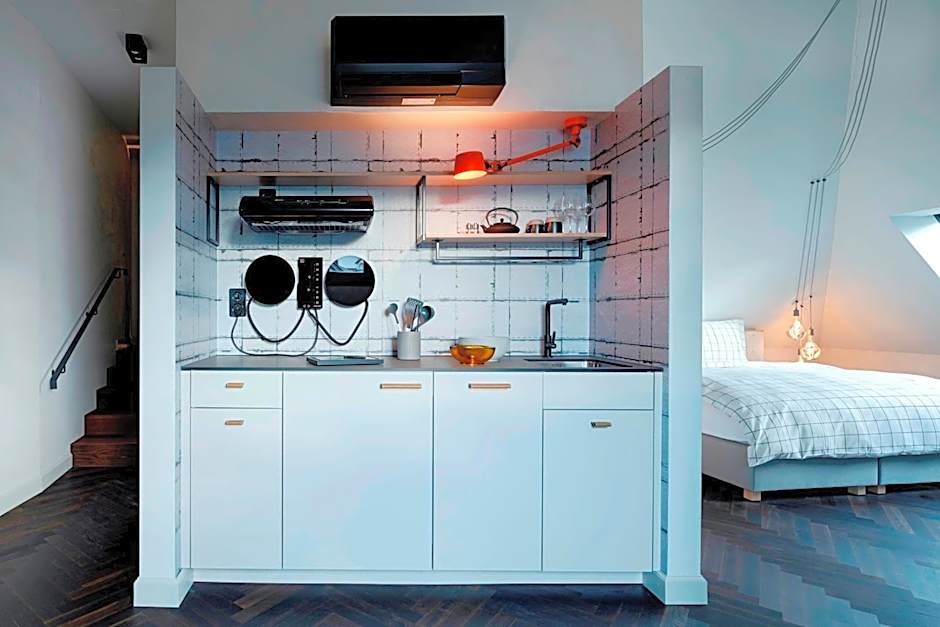 The Lubo - self check-in